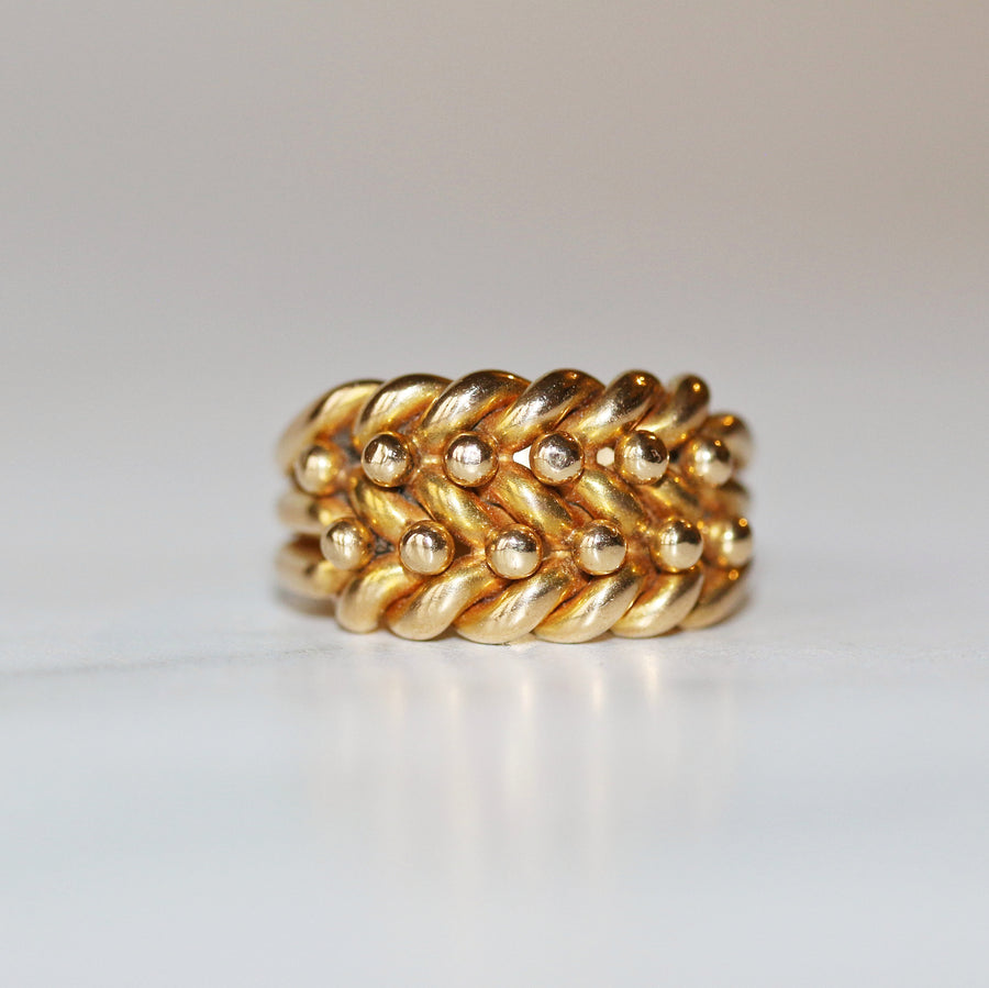 Chester Hallmark 18ct Yellow Gold Keeper Ring