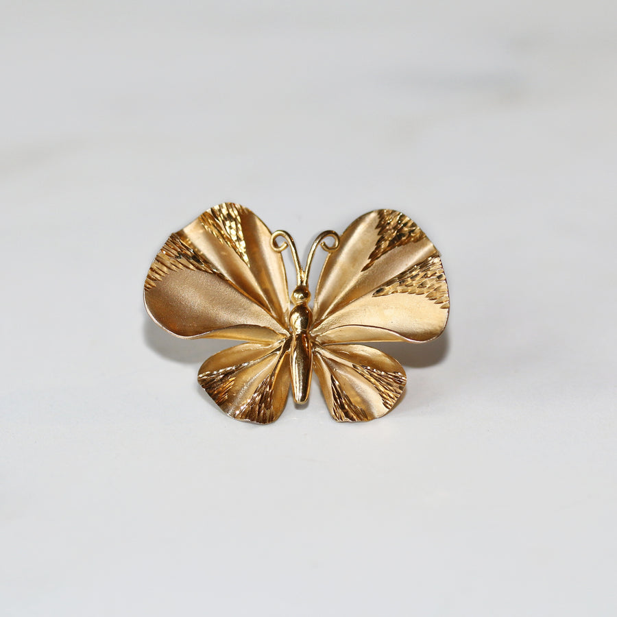 9ct yellow gold butterfly brooch