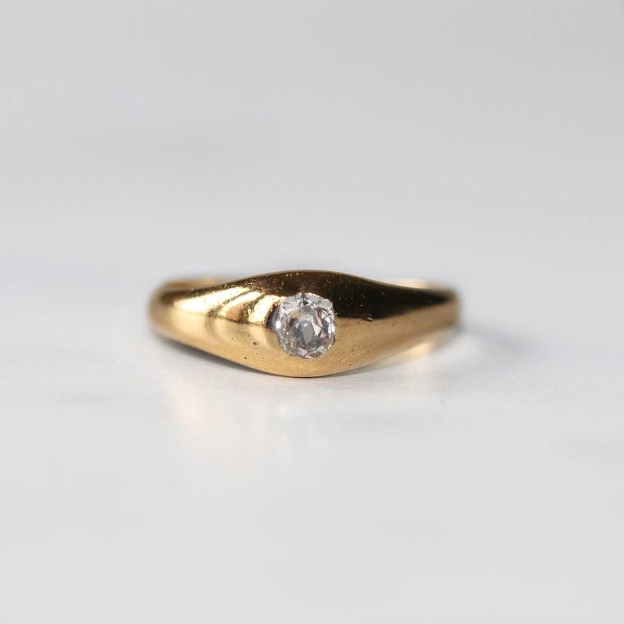 Antique 18ct Yellow Gold Single Old Mine Cut Diamond Ring