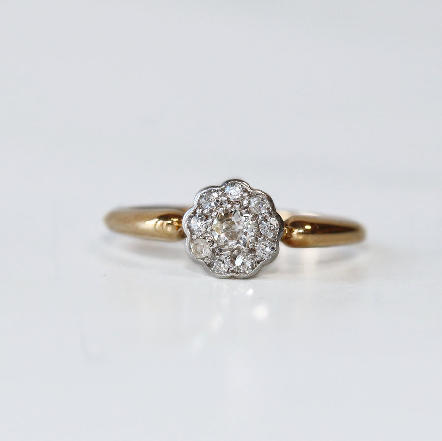 18ct Yellow Gold Antique Diamond Daisy Cluster Ring