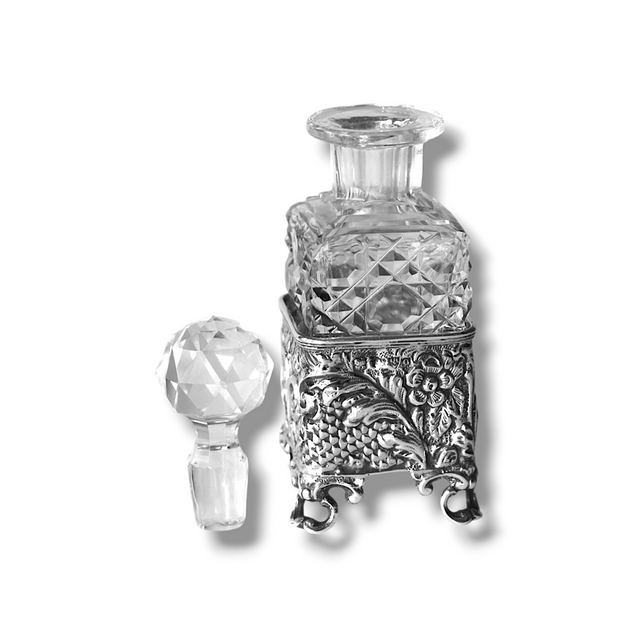 Victorian Cut Glass Chester Silver Scent Bottle