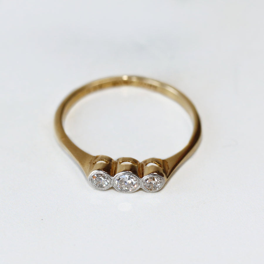 18ct Yellow Gold Diamond Three Stone Ring